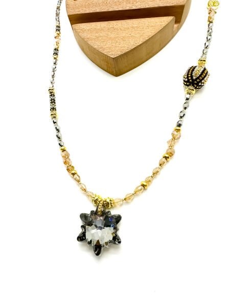 Swarovski Kar Topu Miyuki Kolye