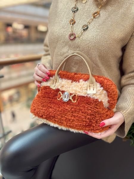 Peluş Taşlı Çanta