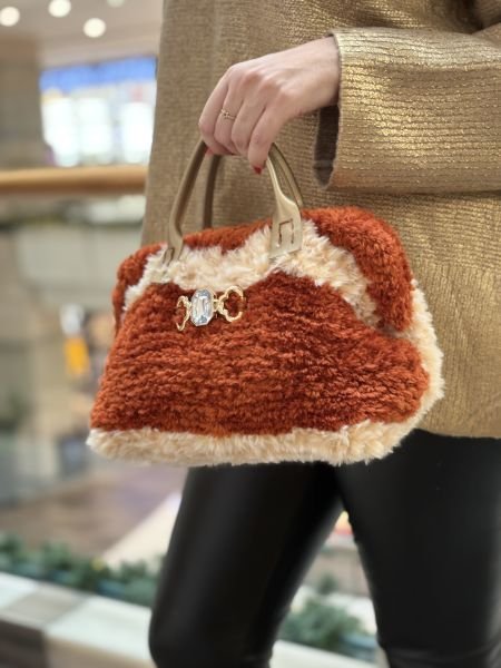 Peluş Taşlı Çanta