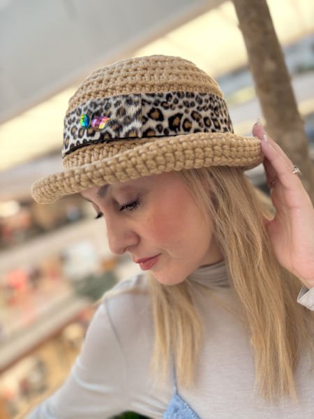 Leopar Örgü Şapka