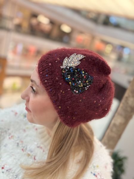 Pullu Nakış İşli Bere